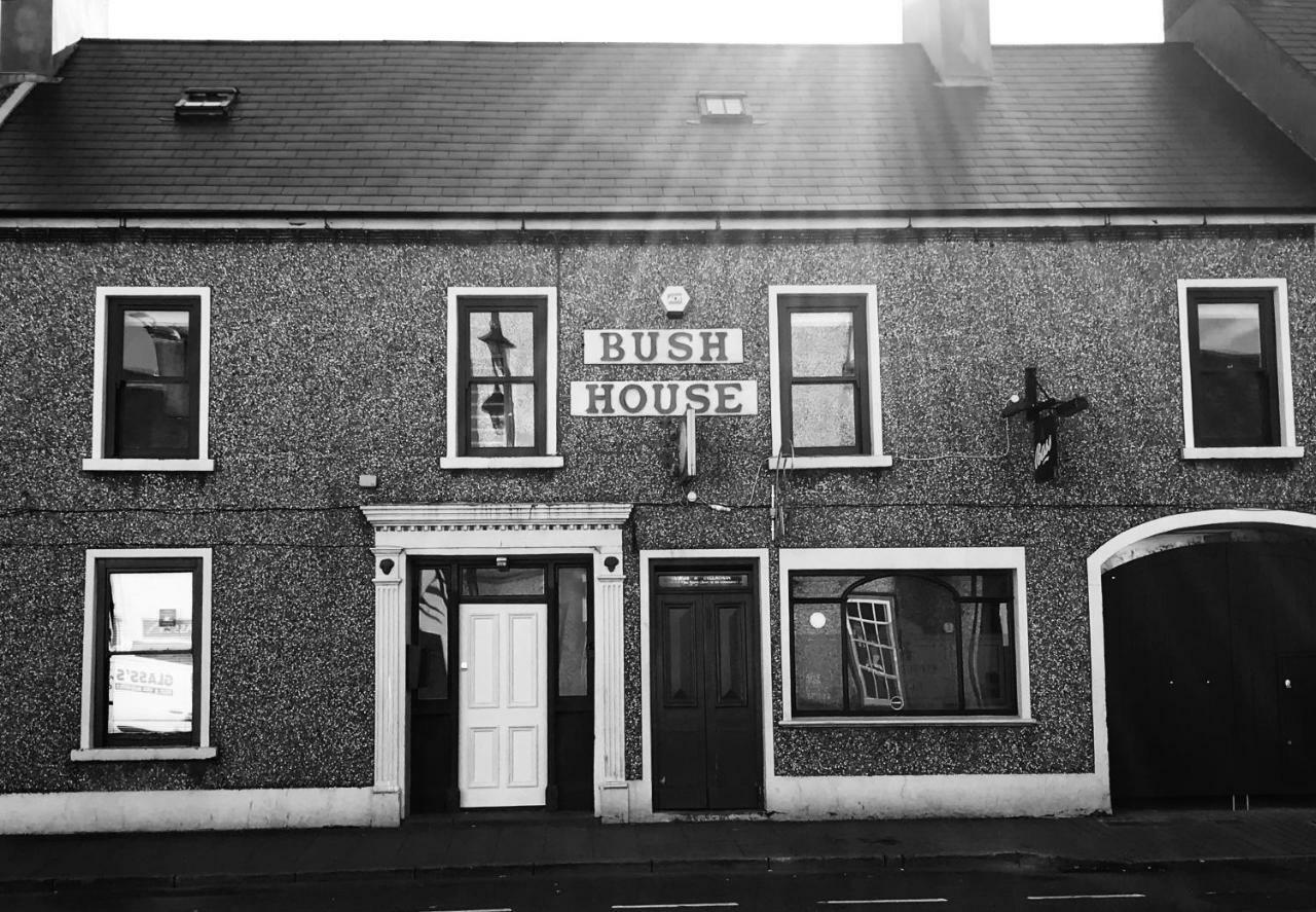 Bush House Accommodation - The Distillery Bushmills Exterior foto